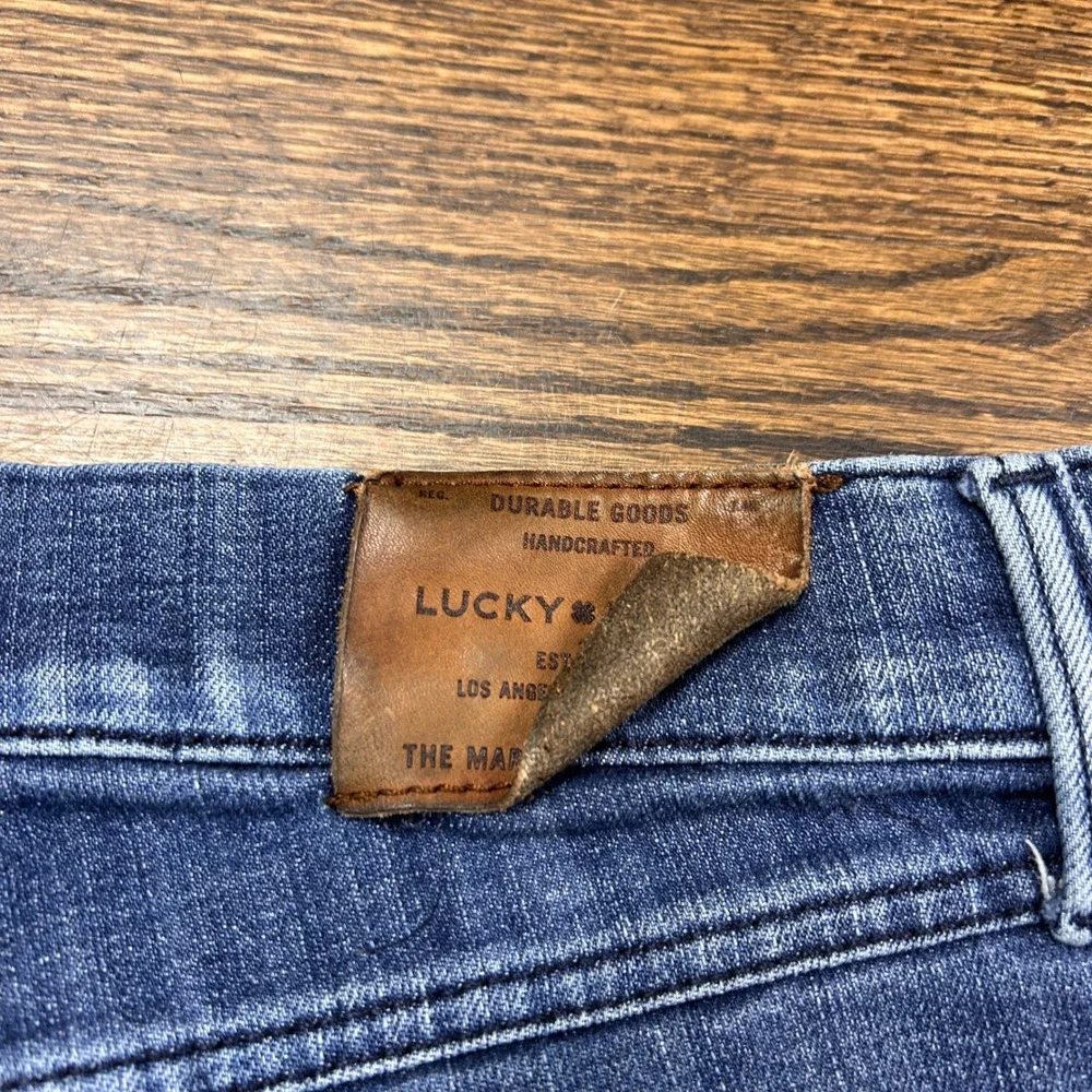 Lucky Brand 221 Straight Mens Jeans 36x32 Medium Wash Blue Denim Pants